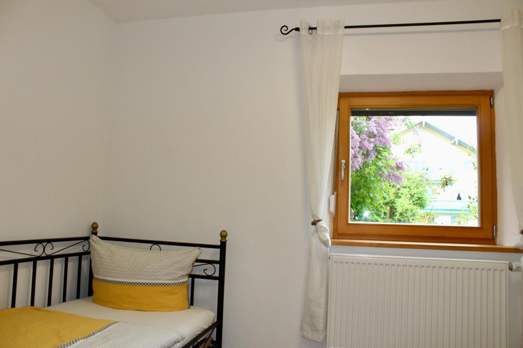Ferienhaus Mit Garten Fuer Bis Zu 6 Personen Rosenheim Exteriör bild